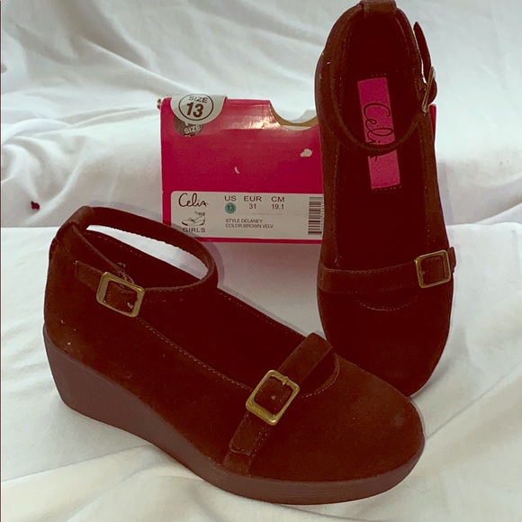 FAUX SUEDE GIRLS DELANY DRESS SHOES - Picture 1 of 10